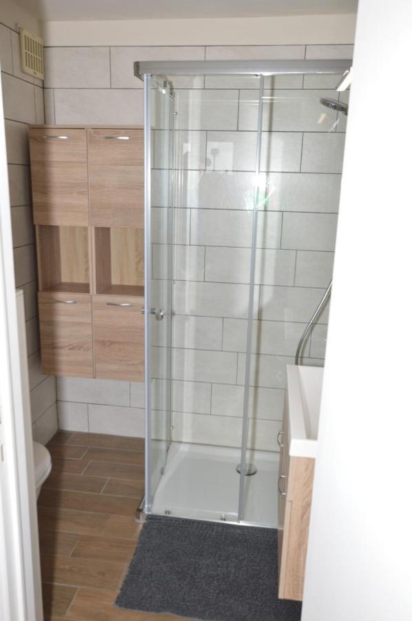 Modern And Private Studio With All Comfort! Apartment Roeselare Exterior foto